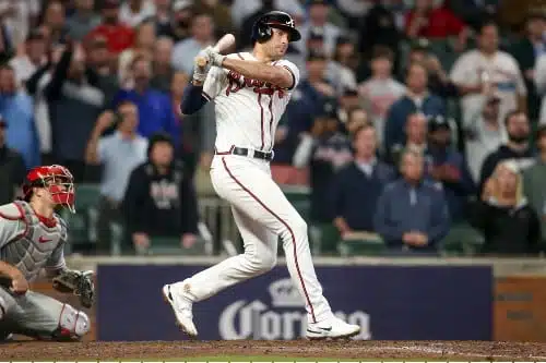 Braves Defeat the Phillies 3-0 to Tie NLDS