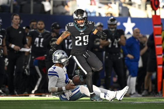 Avonte Maddox Sacks Dak Prescott Cowboys 2022