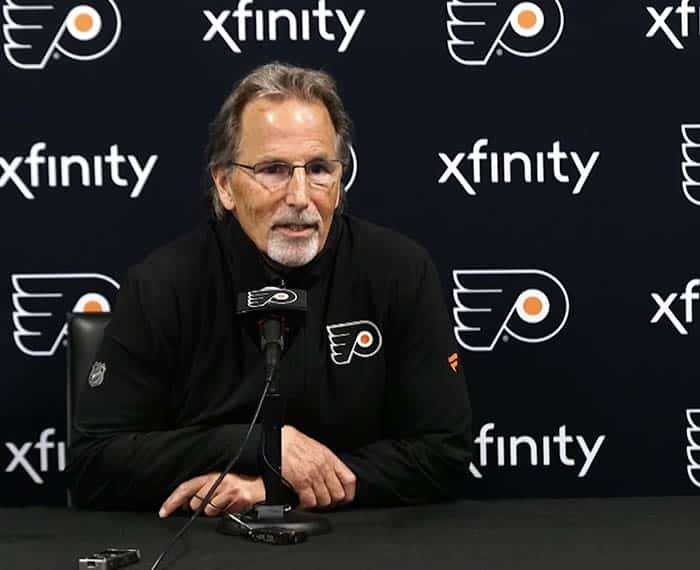 Flyers head coach John Tortorella