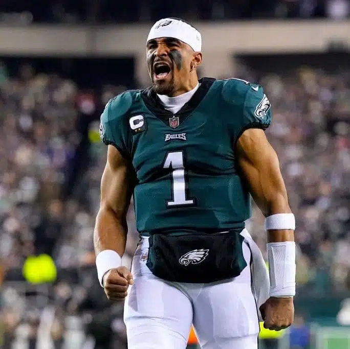 Best Reactions to Eagles QB Jalen Hurts’ New Contract