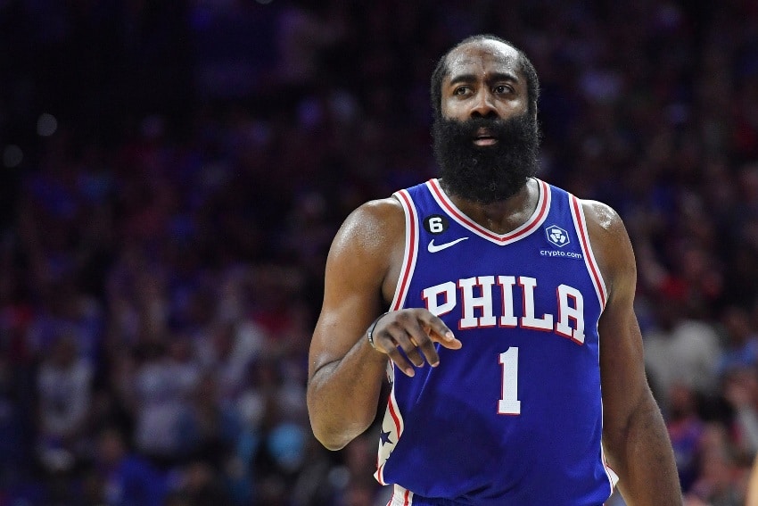 James Harden puts on a show in home debut - Liberty Ballers