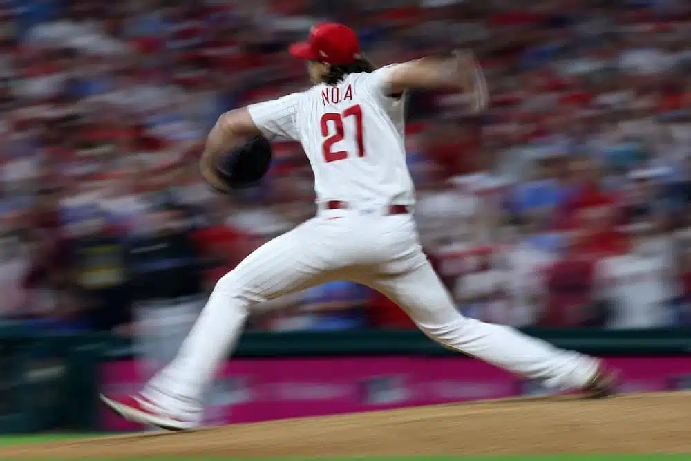MLB Free Agency: Phillies Offer Qualifying Offer to RHP Aaron Nola