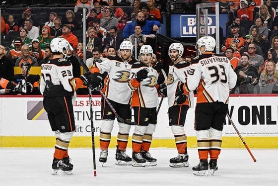 Anaheim Ducks right wing Frank Vatrano (77) celebrates his goal with teammates during the first period against the Philadelphia Flyers at Wells Fargo Center.