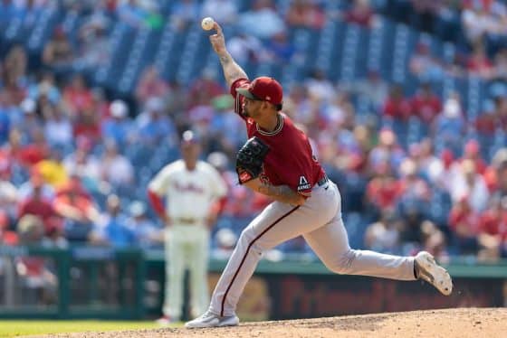 MLB Free Agency News: Phillies Sign RHP Jose Ruiz to a Minor League Deal