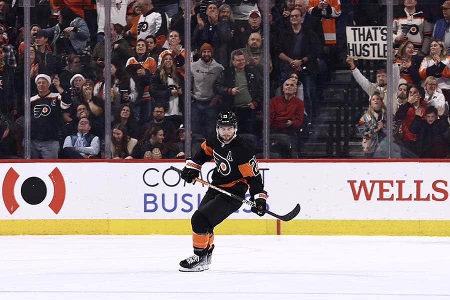 Flyers Postgame Report: Laughton, Flyers Rally to Beat Coyotes for 4th Straight Win