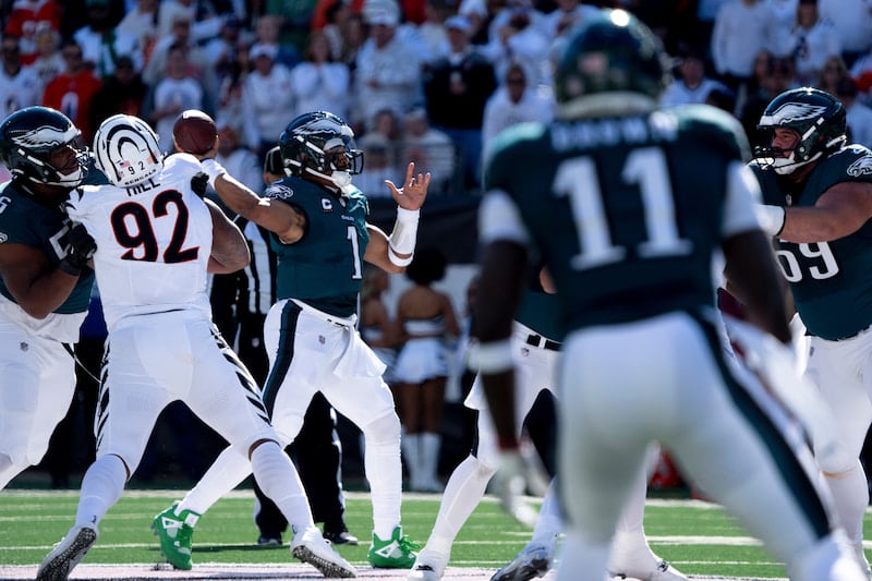 Eagles Postgame Report Birds Roll In Second Half Against Cincinnati
