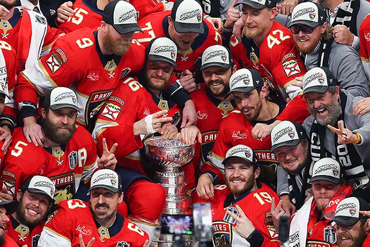 SUNRISE, FLORIDA - JUNE 17: The Florida Panthers celebrate with the Stanley Cup after defeating the Edmonton Oilers 5-1 in Game Six of the 2025 Stanley Cup Final at Amerant Bank Arena on June 17, 2025 in Sunrise, Florida.