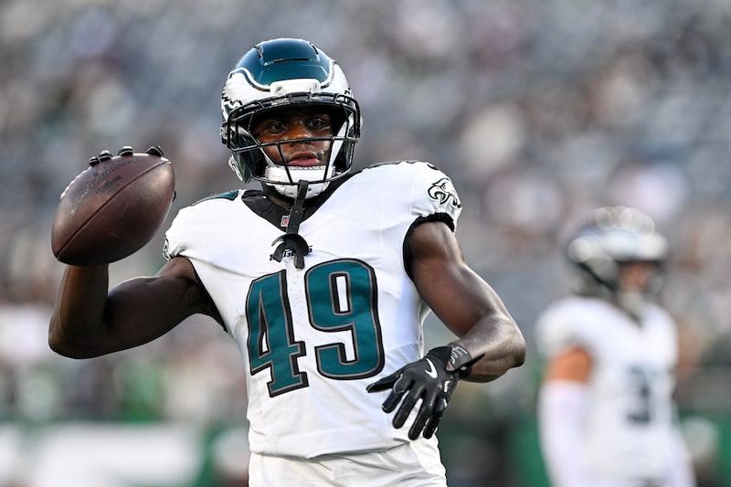 Jakorian Bennett, Eagles